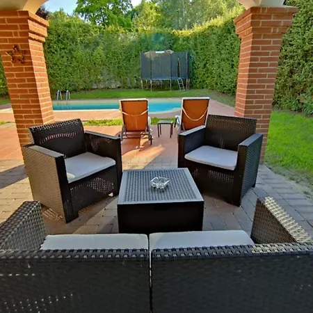 Victoria - Total Privacy In Monferrato Villa *